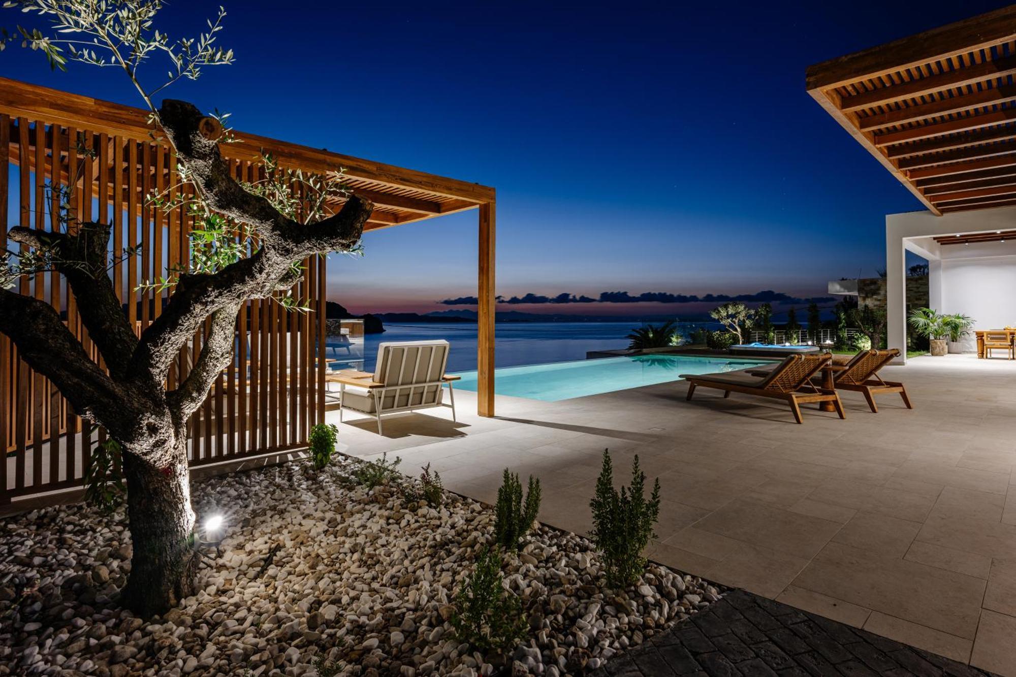Thesan Villas Marathias  Luaran gambar