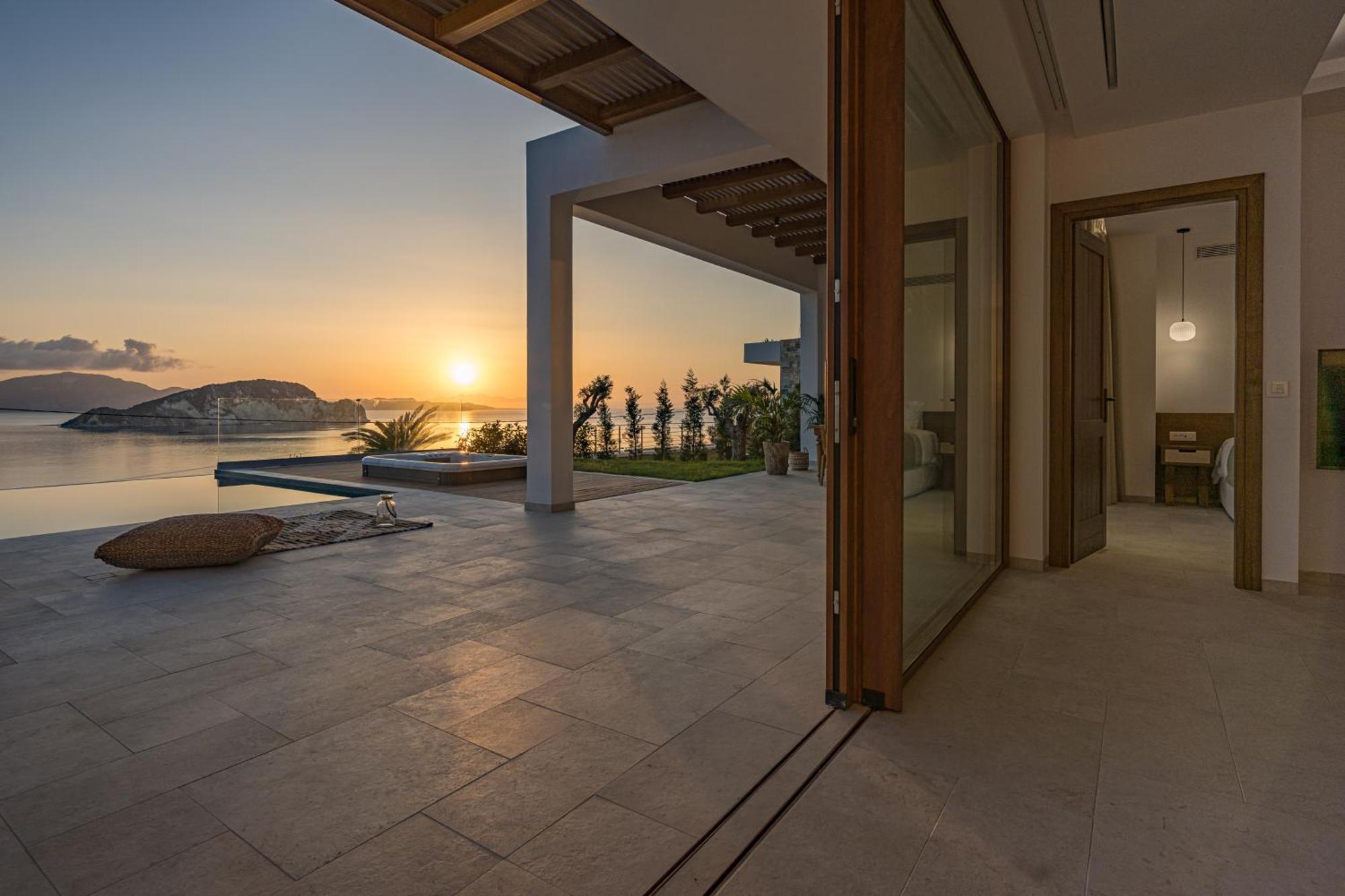 Thesan Villas Marathias  Luaran gambar